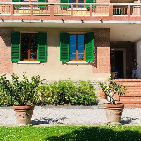 Villa Ampia Con Parco A